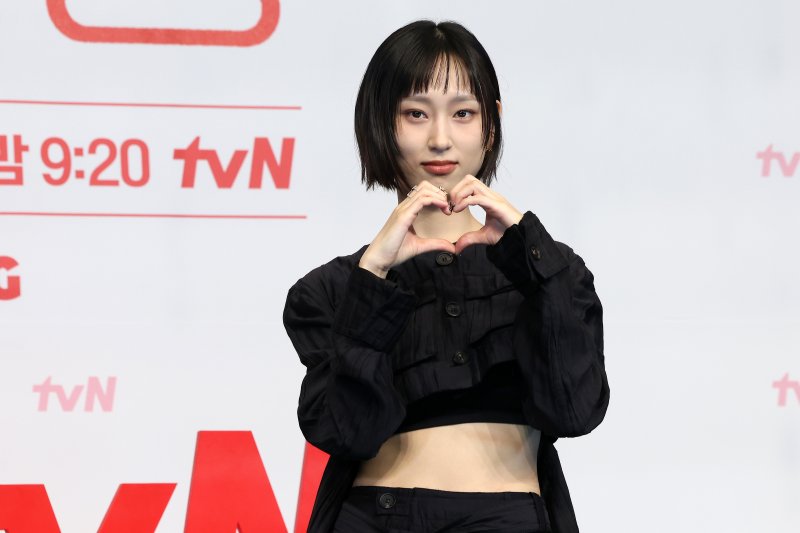 배우 라이브바카라이 1일 오후 서울 구로구 더링크호텔에서 열린 tvN 토일드라마 '서초동' 제작발표회에서 기념촬영을 하고 있다. 매일 서초동 법조타운으로 출근하는 어쏘 변호사 5인방의 희로애락 성장기를 담은 '서초동'은 오는 7월 5일 처음 방송된다. 2025.7.1/라이브바카라1 ⓒ News1 이동해 기자