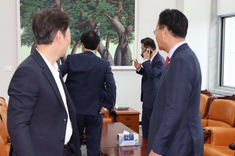 與野, 상법 개정 합의처리키로…"내일 법사위 소위서 논의"