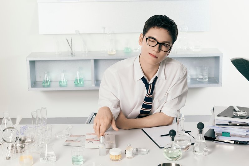 성분에디터 글로벌 앰버서더 세븐틴 버논 올리브인터내셔널 제공