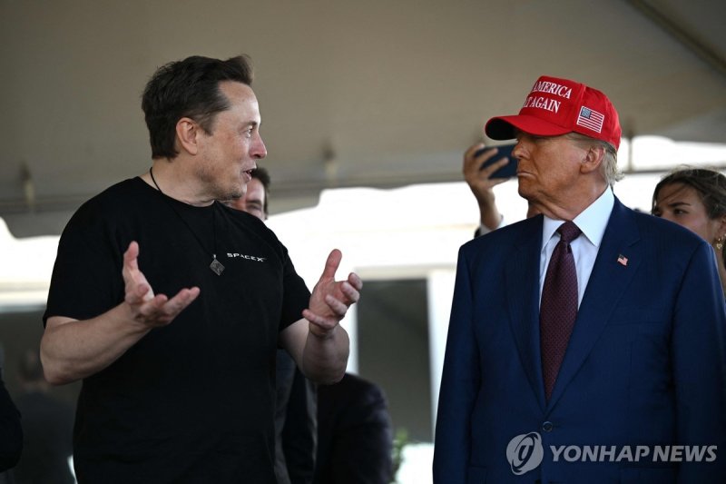 지난해 11월 일론 머스크와 도널드 트럼프 미국 대통령 (출처=연합뉴스)