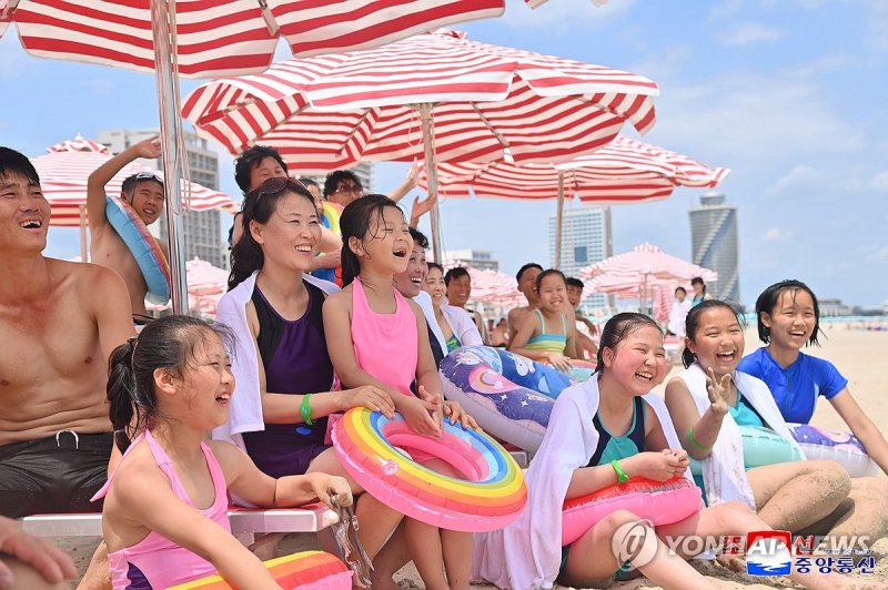 북한판 복합리조트 원산갈마관광지구 개장 (출처=연합뉴스)