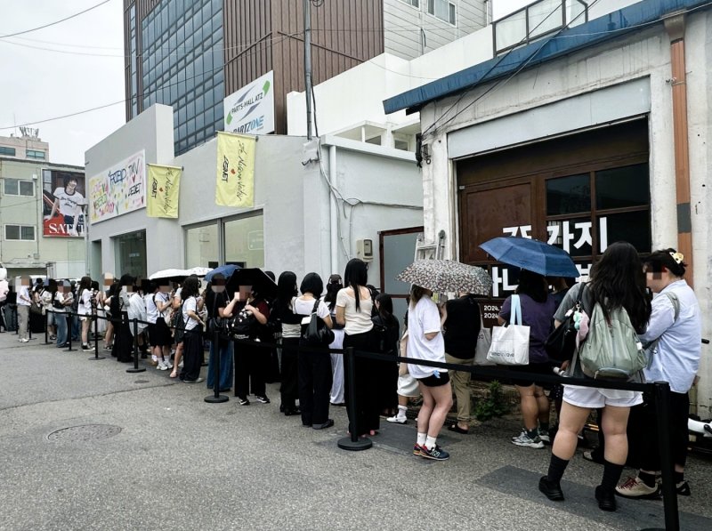 다이닛x더뮤지엄비지터 팝업스토어 현장 이미지. 다이닛 제공