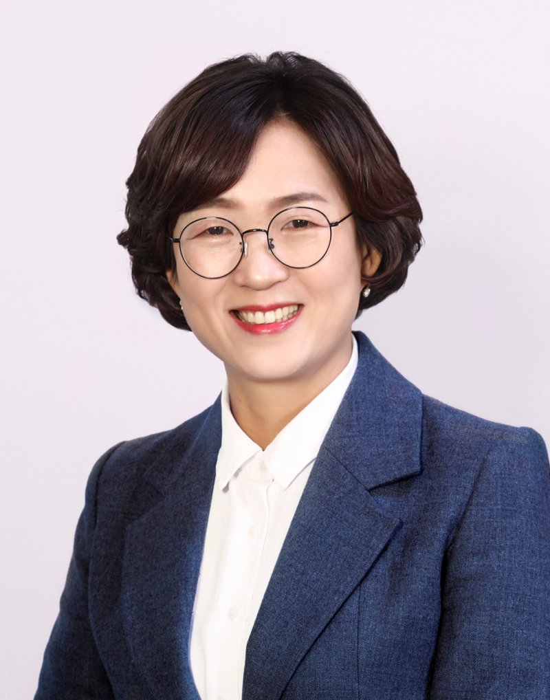 유경숙 강진군의원./미슐랭토토1