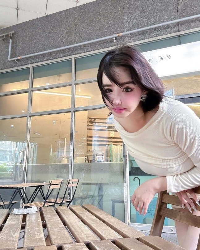 박봄, 인형 그 자체…이 미모 실화?