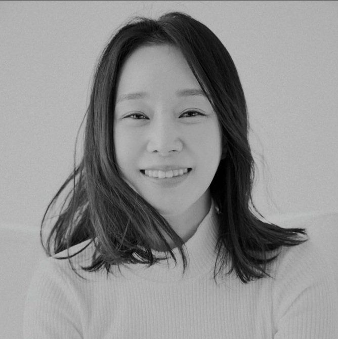 "항상 최선과 진심"…故 이서이 추모행렬 '계속'