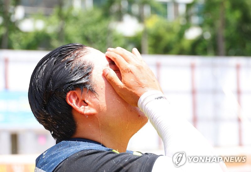 '뜨겁다, 뜨거워' (출처=연합뉴스)