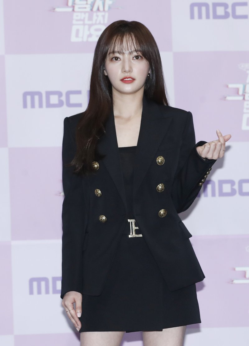 송하윤, 학폭 의혹 1년 만에 "최초 유포자 형사 고소…폭력 없었다"