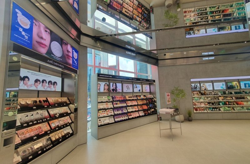 CJ올리브영이 2일 강남 최대 규모의 ‘센트럴 강남 타운’을 오픈했다. 2025.7.2/뉴스1 ⓒ News1 김명신 기자