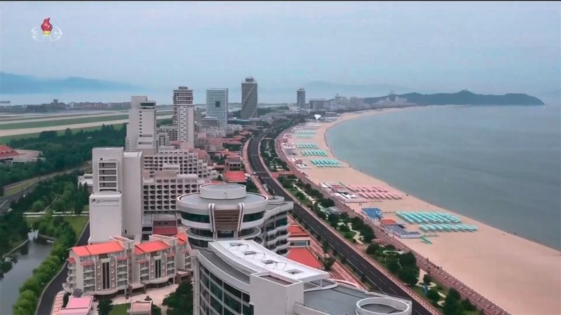 북한 갈마 리조트 개방에 中 네티즌 격앙…“우리 빼고 러시아만?”