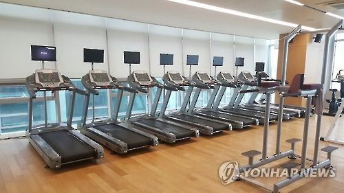"사랑해, 보고싶어" 女트레이너와 문자한 아내…모텔까지 '충격'
