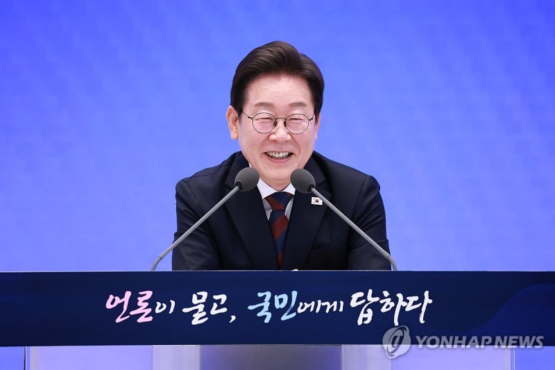 미소짓는 이재명 대통령 (출처=연합뉴스)