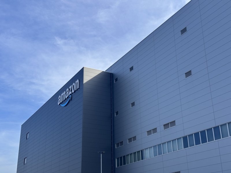 [지바=뉴시스]전병훈 기자 = 지난달 30일 찾은 지바 미나토 아마존 풀필먼트 센터 외관의 모습이다 *재판매 및 DB 금지