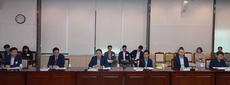 정부 "사업자대출 우회·고가주택 자금출처 집중 점검”