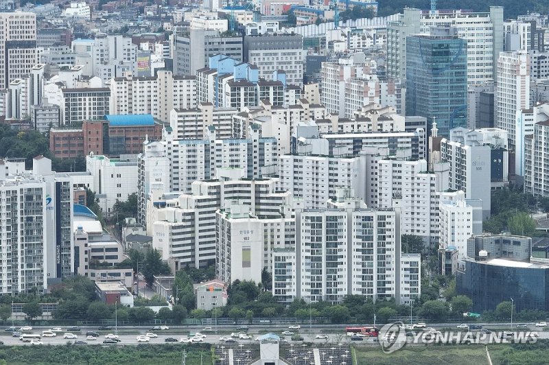 서울 아파트 74%, '주담대 6억' 규제에 매출 타격 전망 (출처=연합뉴스)