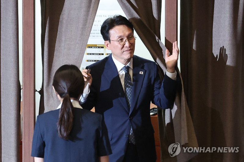 본인 임명동의안 투표 마친 김민석 국무총리 후보자 (출처=연합뉴스)