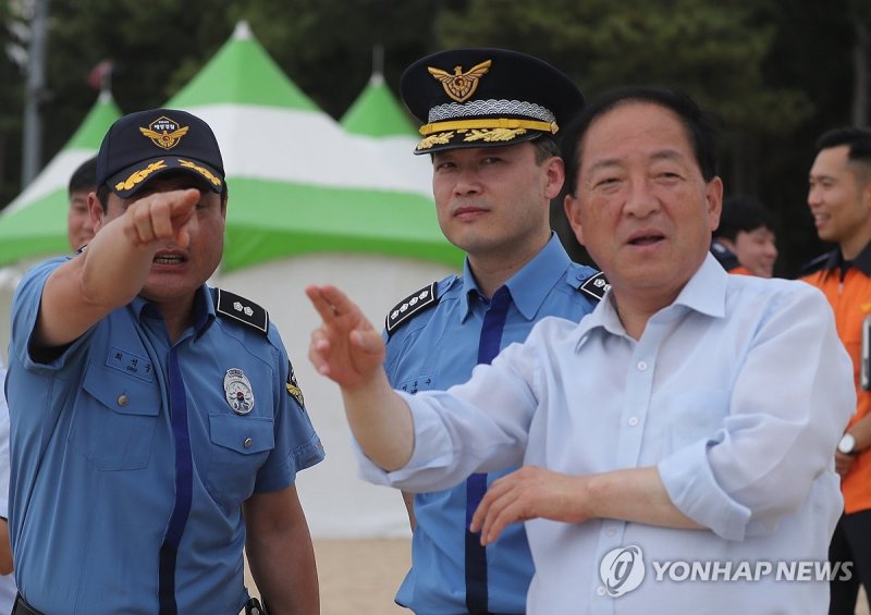 해수욕장 개장 준비 완료 (출처=연합뉴스)