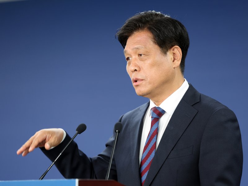 조승래 메이저 바카라사이트 굿모닝원회 대변인이 17일 오전 서울 종로구 메이저 바카라사이트 굿모닝원회에서 브리핑을 하고 있다. 2025.6.17/뉴스1 ⓒ News1 황기선 기자