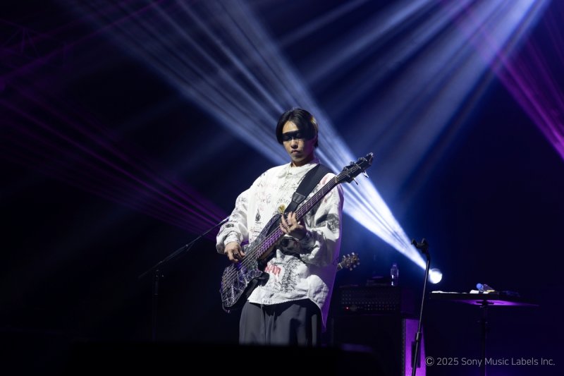 베이시스트 모미켄 (출처=연합뉴스)