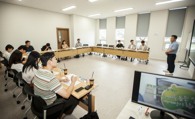 [전주=뉴시스] 전북바이오진흥원, 사회공헌활동 참여기업 간담회 모습. *재판매 및 DB 금지