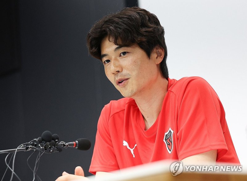 기성용, '성폭력 의혹 제기' 2명에 승소... 판결 보니