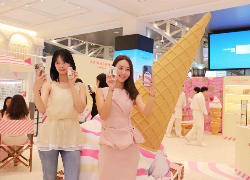 [서울=뉴시스]신세계소셜카지노이 지난 3일 강남점 1층 오픈스테이지에선 '조 말론 런던 팝업스토어'를 열었다.(사진=신세계백화점 제공) *재판매 및 DB 금지