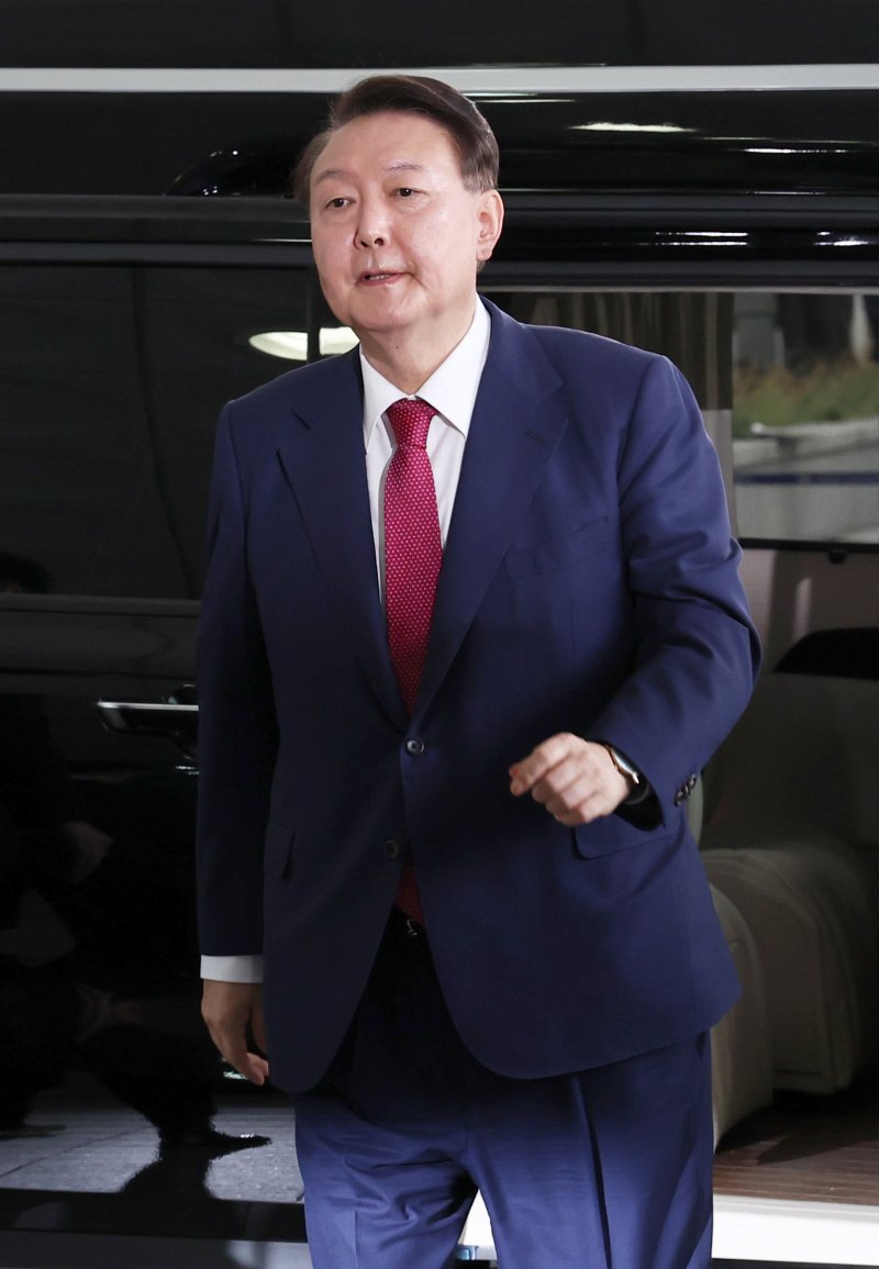 윤석열 전 대통령이 5일 오전 서초구 서울고등검찰청에 마련된 내란특검에서 2차 대면조사를 받기 위해 출석하고 있다. 2025.7.5/칼리토토1 ⓒ News1 구윤성 기자