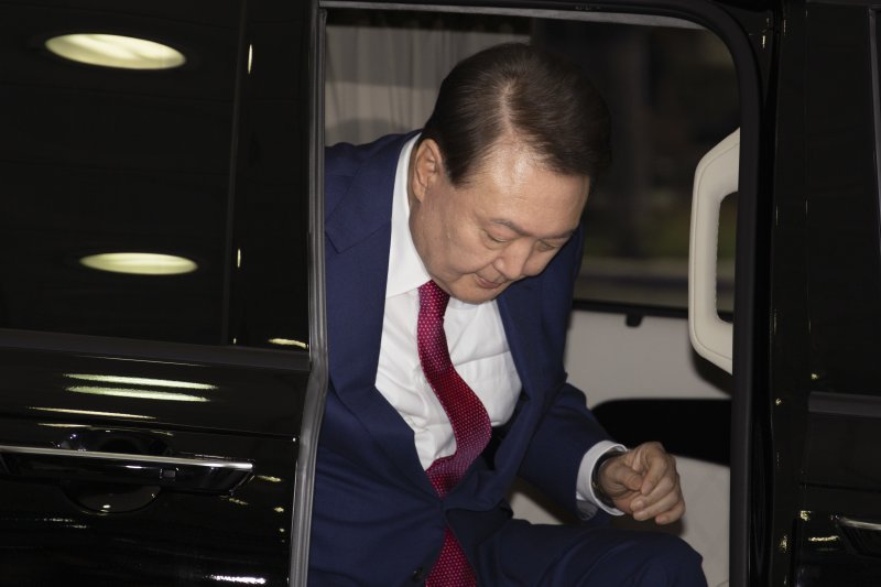 윤석열 전 대통령이 5일 오전 서초구 서울고등검찰청에 마련된 내란특검에서 2차 대면조사를 받기 위해 출석하고 있다. (공동취재) 2025.7.5/칼리토토1 ⓒ News1 구윤성 기자