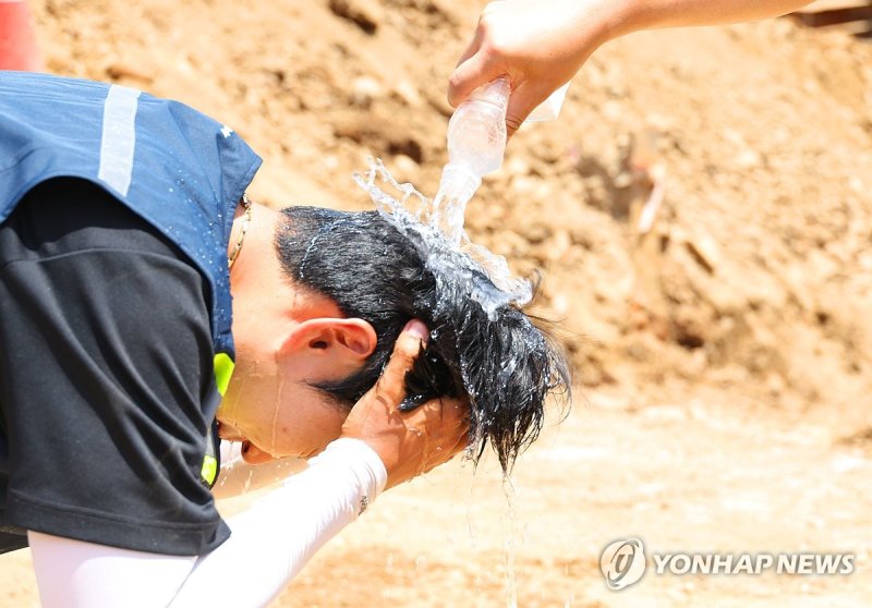 '뜨겁다, 뜨거워' (출처=연합뉴스)
