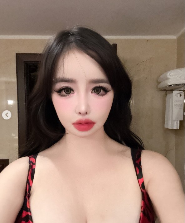 박봄 인스타그램