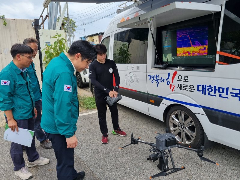 경북도는 지난 5월 전담 TF를 구성해 폭염 특보 발령 시 비상근무체계를 상시 가동 중이며 드론으로 폭염지역 감시도 준비를 하고 있다. ⓒ News1 김대벽기자