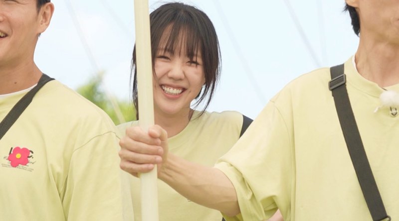 '지퍼 열고 먹부림' 지예은 "시원하게 방귀 뀌고 싶다"