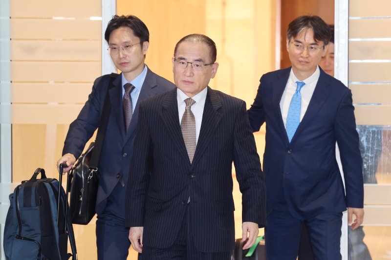 위성락 안보실장, 방미 출국…"관세·정상회담 포함해 총력 협의"
