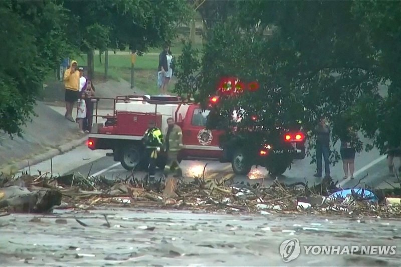 텍사스 중남부 커 카운티의 폭우 피해 (출처=연합뉴스)