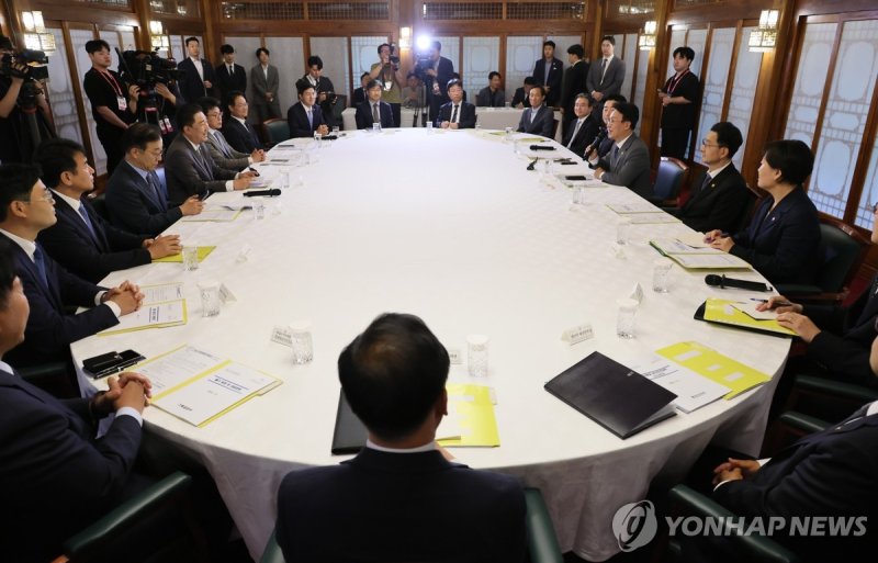 김민석 총리, 고위당정협의회 발언 (출처=연합뉴스)