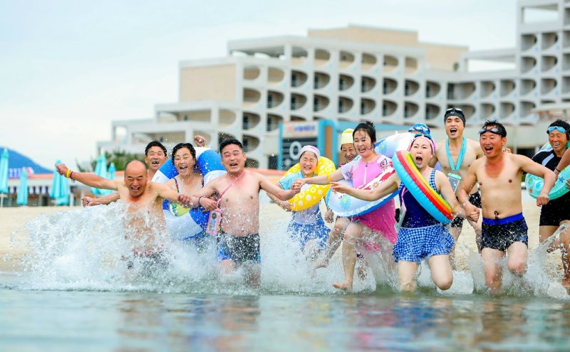 (평양 노동신문=뉴스1) = 북한이 최근 공식 개장한 대규모 리조트인 원산 갈마해안관광지구 홍보 사진. [국내에서만 사용가능. 재배포 금지. DB 금지. For Use Only in the Republic of Korea. Redistribution Prohibited] rodongphoto@news1.kr [국내에서만 사용가능. 재배포 금지. DB 금지. For Use Only in the Republic of Korea. Redistribution Prohibited] rodongphoto@news1.kr