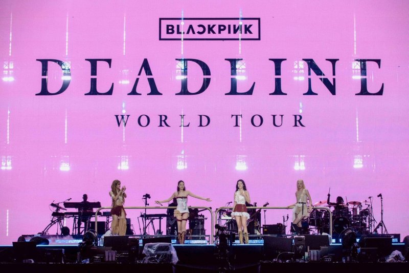 케이팝 편견 헌터스…블랙핑크, '걸그룹 여성서사' 지속가능성 증명