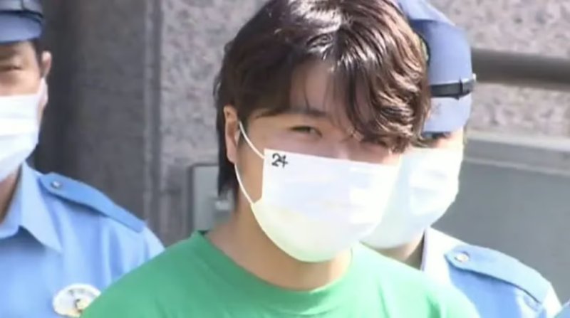 [뉴시스]여성 직장 동료의 집에 지난해 9월부터 올해 3월까지 6개월에 걸쳐 20차례 이상 몰래 더킹플러스 카지노, 집안 화장실 등 300장이 넘는 사진을 찍고 물건을 훔친 무라이 유키. (사진=Weixin) 2025.7.6 *재판매 및 DB 금지