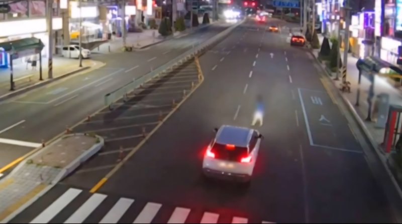 [진주=뉴시스]경찰, 생활주변 폭력 60대 구속.(사진=진주경찰서 제공).2025.07.07.photo@newsis.com *재판매 및 DB 금지