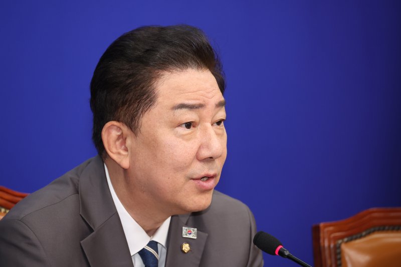 더불어민주당 김병기 대표 직무대행 겸 원내대표. 연합뉴스