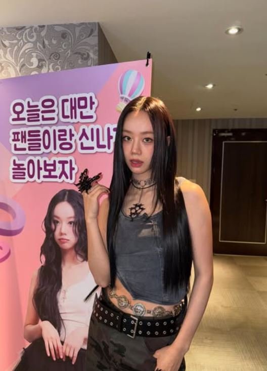 [서울=뉴시스] 그룹 걸스데이 멤버 라이브 바카라사이트는 난 5일 대만 타이베이에서 열린 '2025 혜리 팬미팅 투어 웰컴 투 혜리 스튜디오'(2025 HYERI FANMEETING TOUR Welcome to HYERI's STUDIO)에서 팬들과 만났다. (사진=혜리 인스타 캡처) 2025.07.07. photo@newsis.com *재판매 및 DB 금지