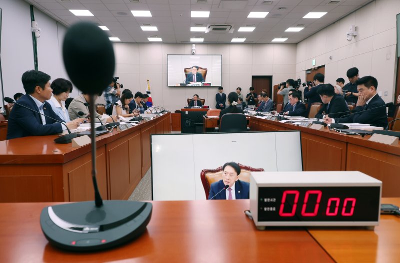 '송곳 검증' 예고된 조현 후보자 17일 인사청문회..정동영 14일 잡혀