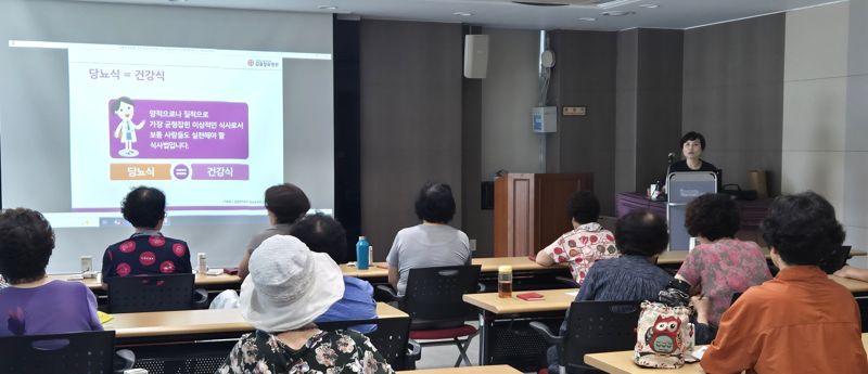 갑을장유병원, 김해 시민 대상 ‘심뇌혈관 예방교육’ 특강