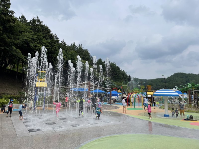 [진주=뉴시스]진주시 진양호공원, 어린이 먹튀없는 바카라사이트 개장.(사진=진주시 제공).2025.07.07.photo@newsis.com *재판매 및 DB 금지