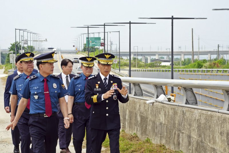 경찰청장 대행, 오송참사 현장 방문해 '재난 관리' 강조