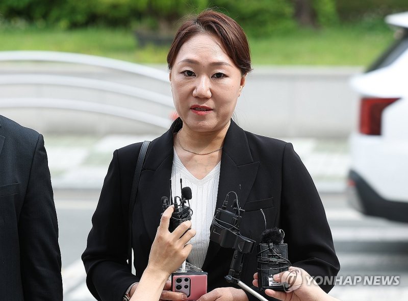 대구경찰청 참고인 조사 출석한 강혜경 씨 (출처=연합뉴스)