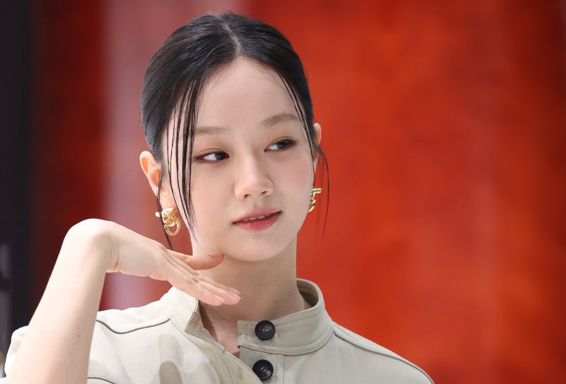 배우 바카라 룰가 7일 오후 서울 영등포구 더현대 서울에서 열린 페라가모 부티크 오픈 기념 행사에 참석해 바카라 룰스러운 포즈를 취하고 있다. ⓒ News1 권현진 기자