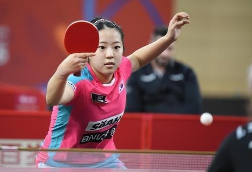 세계탁구선수권 때 신유빈의 여자단식 경기 장면 (출처=연합뉴스)