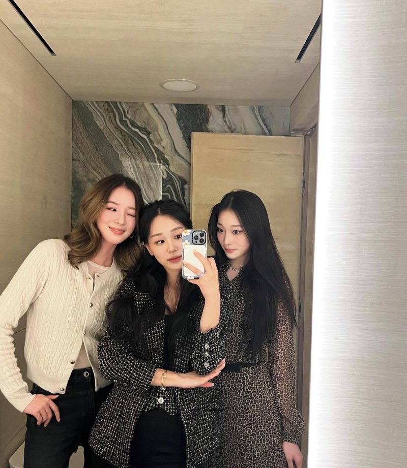 대림家 4세, 신세계 손녀 올데프 애니 문서윤 1위 축하 너무 뿌듯