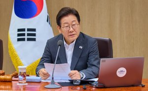 최신 뉴스 이미지