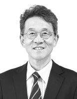 이석우 국제부장